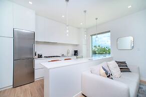 Cayman Luxury Rentals at One Canal Point