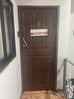 Luxurious Central Apt / 5 min from the Airport