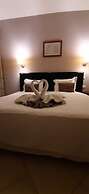 Room-beautiful Deluxe Double Room in the