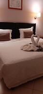 Room-beautiful Deluxe Double Room in the