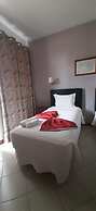 Room-beautiful Deluxe Double Room in the