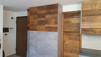 Casa Sofia - Magnificent new Built Town Center Studio Apartment With T