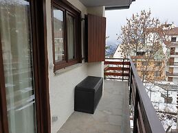 Casa Sofia - Magnificent new Built Town Center Studio Apartment With T