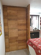 Casa Sofia - Magnificent new Built Town Center Studio Apartment With T