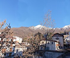 Casa Sofia - Magnificent new Built Town Center Studio Apartment With T