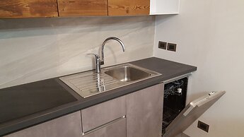 Casa Sofia - Magnificent new Built Town Center Studio Apartment With T