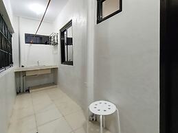 Manzil Anilao B&B Superior Bedroom U3