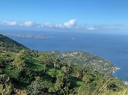 Manzil Anilao Cosy 1 Bedroom Apt U7