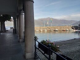 Marco Apartment - Holiday Apartment Luino