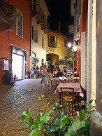 Marco Apartment - Holiday Apartment Luino