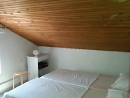 Spacious Holiday House Hana, Sleeps 12