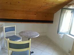 Spacious Holiday House Hana, Sleeps 12