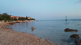 Spacious Holiday House Hana, Sleeps 12