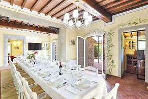 Luxury Villa in Tuscany With Pool Near Pisa and Florence - Ten Bedroom