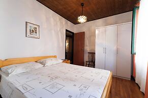 Lovely 2-bedroom Apartment Sonia, Sleeps 6