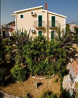 Lovely 2-bedroom Apartment Sonia, Sleeps 6