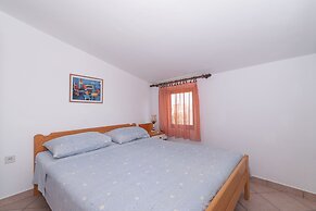 Charming 1-bedroom Apartment Sonia, Sleeps 4