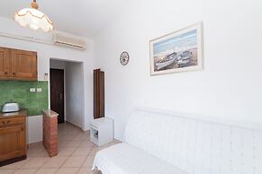 Charming 1-bedroom Apartment Sonia, Sleeps 4