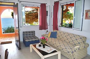 Villa Takis on Pelekas Beach, Apartment B With sea View
