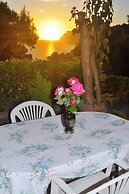 Villa Takis on Pelekas Beach, Apartment B With sea View