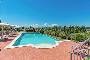Luxury Villa in Tuscany With Pool Near Pisa and Florence - Sixe Bedroo