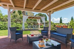 Luxury Villa in Tuscany With Pool Near Pisa and Florence - Sixe Bedroo