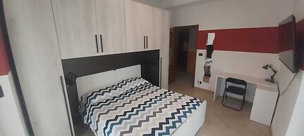 Comfortable Apartment With Hydromassage Shower