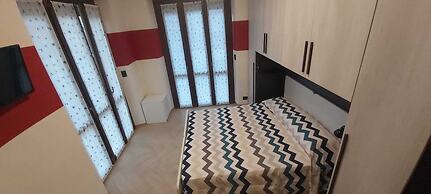 Comfortable Apartment With Hydromassage Shower