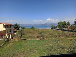 Summer Desire - One Bedroom Apartment With Sea View