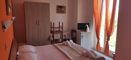 Room in Lodge - Briatico 2 min From the sea and 15 min From Tropea, Ro