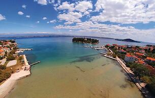 Beachfront Holiday House Žal