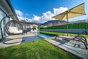 2 Bedroom Private Villa