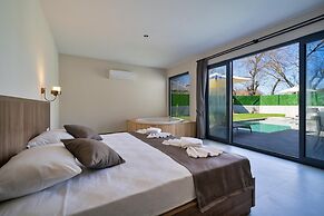 2 Bedroom Private Villa