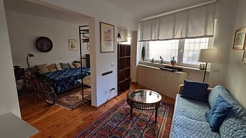 Cosy 1-bed Studio Apartment in Roma