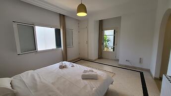 The Perfect Flat Sea Side Central Luxurious