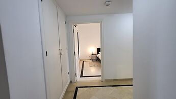 The Perfect Flat Sea Side Central Luxurious