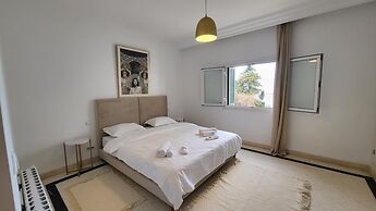 The Perfect Flat Sea Side Central Luxurious