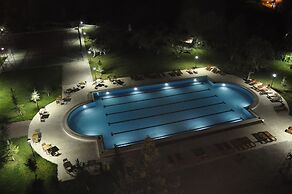 Connect Thermal Hotel