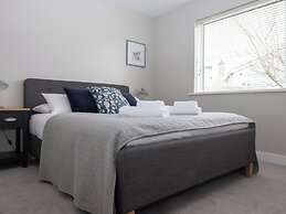 38 Venn Park