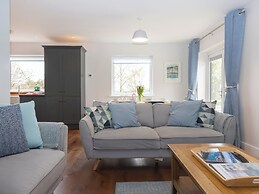 38 Venn Park