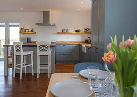 38 Venn Park