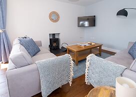 38 Venn Park