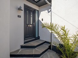 38 Venn Park