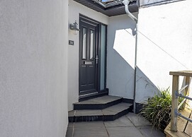 38 Venn Park