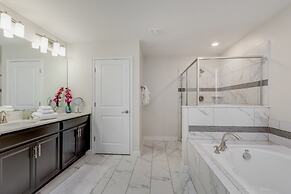 Champions Gate 6 Bedroom Villa by RedAwning