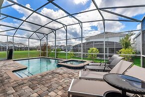 Champions Gate 6 Bedroom Villa by RedAwning