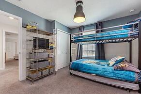 Champions Gate 6 Bedroom Villa by RedAwning