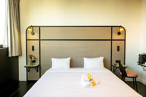 The People Paris Marais