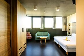 The People Paris Marais