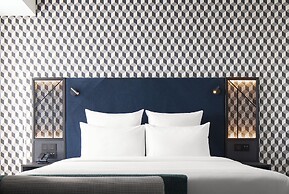 TRIBE Phnom Penh Post Office Square